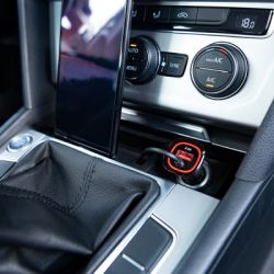 Зарядний пристрій Modecom USB 2.4A + cable Micro USB Royal KULU-01 (ZT-MC-KULU-01) - Картинка 7