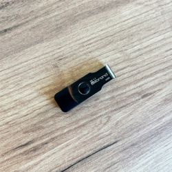 USB   Mibrand 64GB Lizard Black USB 3.2 (MI3.2/LI64P9B) -  2