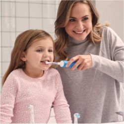 Насадка для зубной щетки Oral-B Kids Frozen II, 2 шт (4210201383994) - Картинка 7