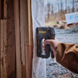 Степлер строительный DeWALT CARBON FIBRE для скоб типа "G" 6-14мм, гвоздей типа "J" 12, 15мм. (DWHT80276-0) - Картинка 6
