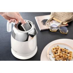 Електрочайник DeLonghi KBL 2001 W - Картинка 5