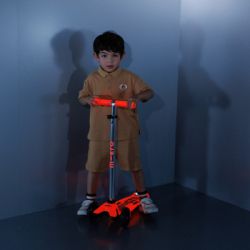 Самокат Micro Maxi Deluxe Glow LED Червона аура (MMD368) - Картинка 9