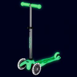 Самокат Micro Mini Deluxe Glow LED Крижаний лайм (MMD216) - Картинка 5