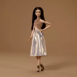 Лялька Barbie Signature Basics 6 Брюнетка (JJX25) - Картинка 5