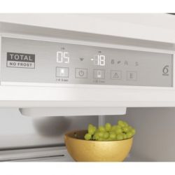 Вбудований холодильник Whirlpool WHC20 T593 - Картинка 6