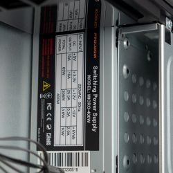 ������ Prologix E106 Slim 400W 8cm, 2�USB3.0, Black Door - �������� 9