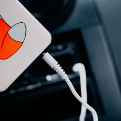 Кабель Xqisit Audio Cable 3.5 мм - 3.5 мм (M/M), 1.2 м, White (4029948026954) - Картинка 5