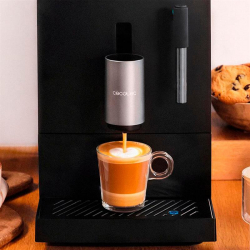 ���������� Cecotec Cremmaet Compact Steam (CCTC-01637) - �������� 4