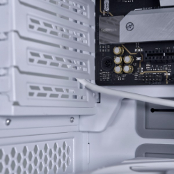 USB-��� Lian Li USB2.0 1 to 3 Port (Type A Male) HUB, Black (G89.PW-U2TPAB.00) - �������� 3