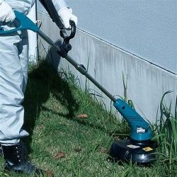 в - UR3000 (MAKITA) -  2