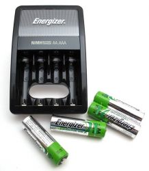 Зарядний пристрій Energizer Maxi Charger (NH15-2000) AA/AAA 2000mAh BL 4шт - Картинка 4