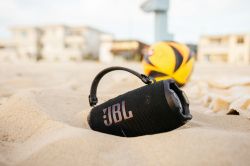 ������������ ������� JBL Charge 6 Black (JBLCHARGE6BLK) - �������� 18