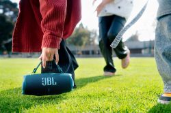 Акустическая система JBL Charge 6 Purple (JBLCHARGE6PUR) - Картинка 9