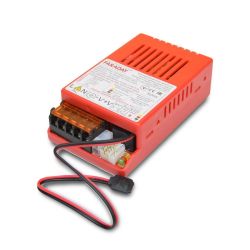 ���� �������� Faraday Electronics �� UPS 35W Smart ASCH PL (LFP) �� ���������� LiFePO4 8 ����� � ������������ ������