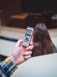 �������� Olympus WS-882 4GB Silver (V420330SU000) - �������� 5