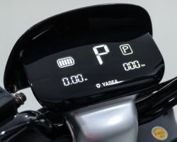 ������������� YADEA E8S 2000��, ������ E8S (black) - �������� 8