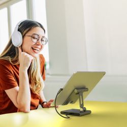 Док станція Ipad USB-C 8-в-1 (HDMI/PD/картридер/USB-A/USB-C/Audio), алюміній J5create JTS224-N - Картинка 13