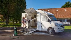 Минимойка высокого давления Bosch Advanced Aquatak 150, 2200Вт, 150 бар, 480 л/ч, 22.45 кг 0.600.8A7.700 - Картинка 4
