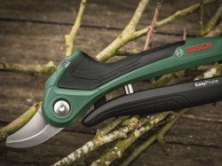 Секатор аккумуляторный Bosch EasyPrune, 12В, 2х3А, d реза 25мм, 1000гр 0.600.8B2.102 - Картинка 14