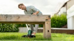 Bosch Тример садовий акумуляторний UniversalGrassCut 18V-260 1х2.5А·год 26см 2.3кг 0.600.8C1.D03 - Картинка 2