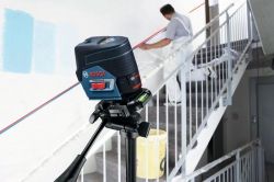 Bosch ͳ���� �������� GCL2-50C+RM2 �� 20�, �0.3��/�, 4AAx1.5�, IP54, �����, �����, ����, 0.6�� 0.601.066.G03 - �������� 2