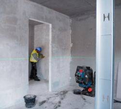 Bosch ͳ���� �������� Professional GCL 2-50 G, �� 15 �, � 0.3 ��/�, � �������� BT 150, �������� RM 10, ������, ������, 0.58 �� 0.601.066.M01 - �������� 3