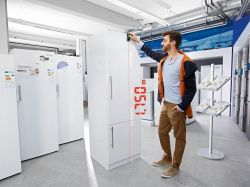 Далекомір лазерний Bosch PLR 25 005–2500м ±2мм 2AАAх1.5В 0.090кг 0.603.672.521 - Картинка 4