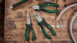 Плоскогубцы Bosch на выбор 3 шт, комбинированные, усиленные, боковые 1.600.A02.C0S - Картинка 2