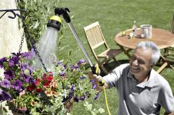 Ороситель ручной Karcher "Plus", Штанга для полива, душ садовый, 6 режимов, поворотное основание 2.645-158.0 - Картинка 2