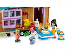  LEGO Friends    41735 -  8