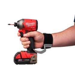   Milwaukee  ,    2.2. 4932472107 -  4