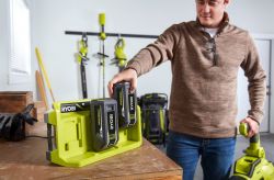 Ryobi Зарядний пристрій Max Power RY36C3PA 36В 4А трипортовий 5133005540 - Картинка 2