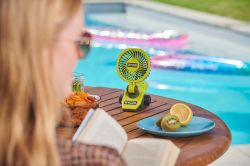 Вентилятор акумуляторний кліпса Ryobi USB Lithium RCF4-120G 4В акб 1х2А·год 3800об·хв обертання 325° поворот 180° 2 швидкості 0.29кг 5133006143 - Картинка 6