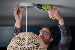 �������� �������������� Ryobi USB Lithium RSD4-120TA2 4� 1�2��� 5�� 200����� 2 ������� 10 ��� 0.31�� ���� 5133006211 - �������� 5