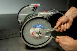 Metabo Заточувальний верстат DSD 200 PLUS, 750Вт, 200x25x32мм, 17.8кг 604210000 - Картинка 8