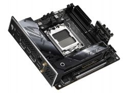 c  Asus ROG STRIX X670E-I Gaming WIFI (sAM5, X670, DDR5) -  4