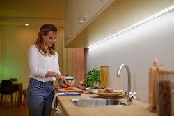 WiZ ������� c��������� ������ LEDStrip (1600Lm) 2700-6500K RGB 2 ����� Wi-Fi 929002524801 - �������� 6