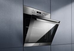 Electrolux Духова шафа електрична, 65л EOD3C40BX EOD3C40BX - Картинка 2