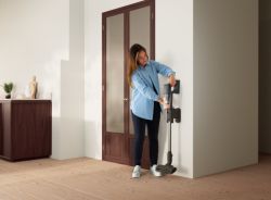 Пылесос Electrolux беспроводный, влажная уборка, конт пыль -0.3л, автон. раб. до 40мин, вес-2.2кг, HEPA12, AutoMode, 5 насадок, синий EP71B14WET - Картинка 7