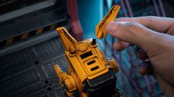 GravaStar Зарядний пристрій мережевий Alpha65 65Вт USB-C/USB-A, War-Damaged Yellow GRAVASTARA65_YLW_EUK - Картинка 21