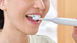 Philips Насадки для звукової зубної щітки Sonicare HX9042/87 Premium Plaque Defence HX6068/87 - Картинка 2