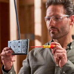 �������� Stanley FatMax ���� 7��, ��� ���� �� �������� 1000�, ������ ��� 3.5�75��/ 5.5�150��, �������� �� ��� Philips Ph1x100/ Ph2x125 XTHT0-62692 - �������� 4