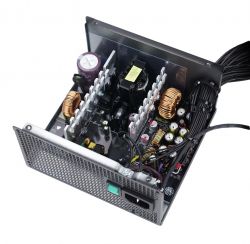 Блок живлення 700 Вт, GamerStorm PF700X, Black, 80+ Bronze, Active PFC, 12 см FDB, 2xMolex / 6xSATA / 2x6+2-pin / 2x4+4-pin / 20+4-pin, захист OPP/OVP/OCP/SCP/OTP/UVP/SIP/NLO, ATX12V V2.52 (R-PF700X-HD0B-JGEU) - Картинка 6