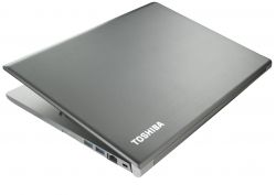 /  Toshiba Tecra Z50-A-15T, Silver, 15.6" TFT Matte (1366x768), Core i5-4210M (2x2.6-3.2 GHz), 4Gb DDR3, 500 HDD, HD Graphics 4600, WiFi, CardReader, 3xUSB 3.0, 1xUSB 2.0,  VGA, HDMI, Lan, NO DVD, Web,      -  2