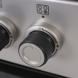 Плита газова PRIME Technics PSG 54002 B, Black/Grey, поворотні перемикачі, 4 газові конфорки, решітка металева емальована, підсвітка духовки, термометр, 50x60x85см - Картинка 7