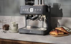 Кавоварка Electrolux E8EC1-8BP чорна - Картинка 8