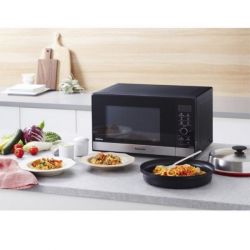   Panasonic NN-GD38HSZPE -  3