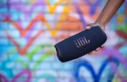 ������� ���������� 2.0 JBL Charge 5, Dark Blue, 40 �� (30�� + 10��), Bluetooth 5.1, IP67, ��������� "PartyBoost", USB Type-C, ���������� 7500 mAh (JBLCHARGE5BLU) - �������� 12