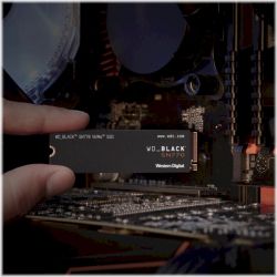 SSD  Western Digital Black SN770 500GB M.2 2280 (WDS500G3X0E) -  4